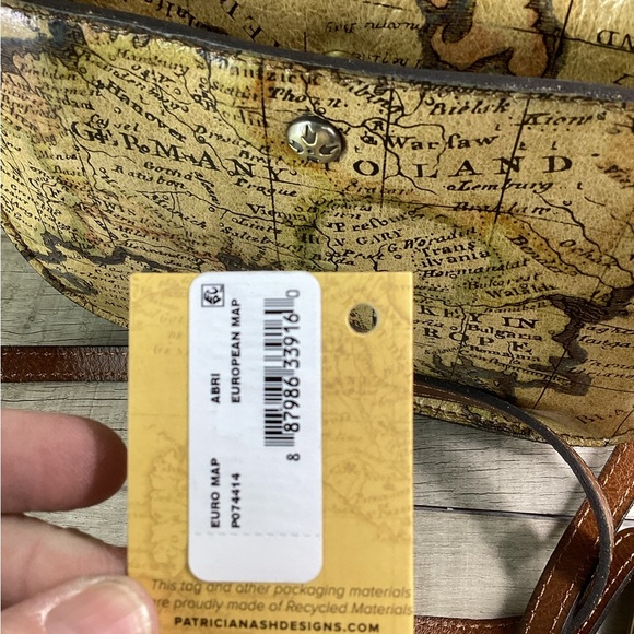 Patricia Nash Brinlee Saddle European  Map Crossbody Bag+ MATCHING COIN PURSE - Picture 9 of 12